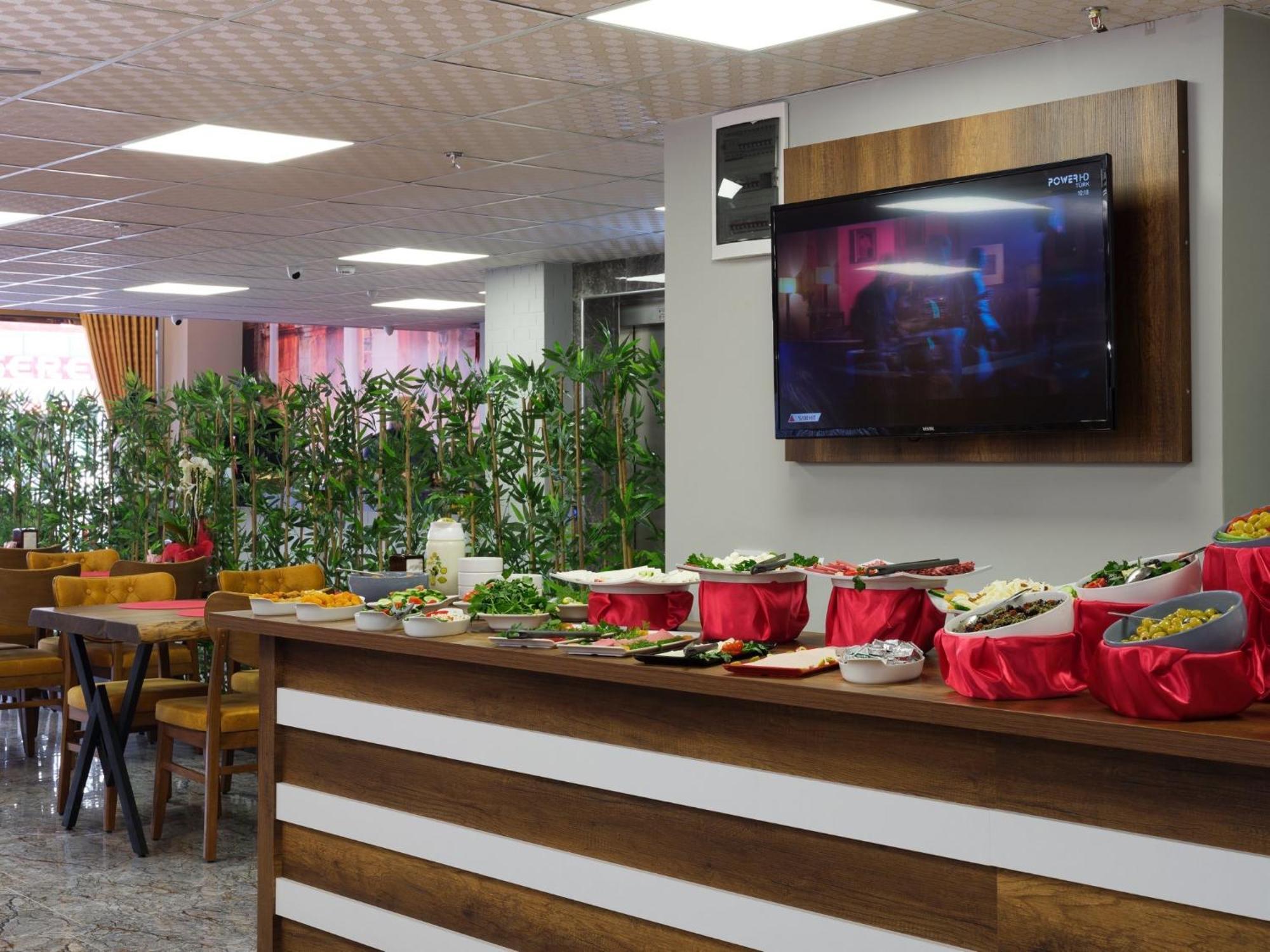 Grand Gulluk Hotel & Spa City Center אנטליה מראה חיצוני תמונה
