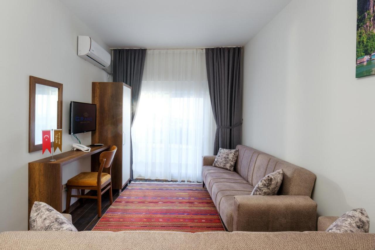 Grand Gulluk Hotel & Spa City Center אנטליה מראה חיצוני תמונה